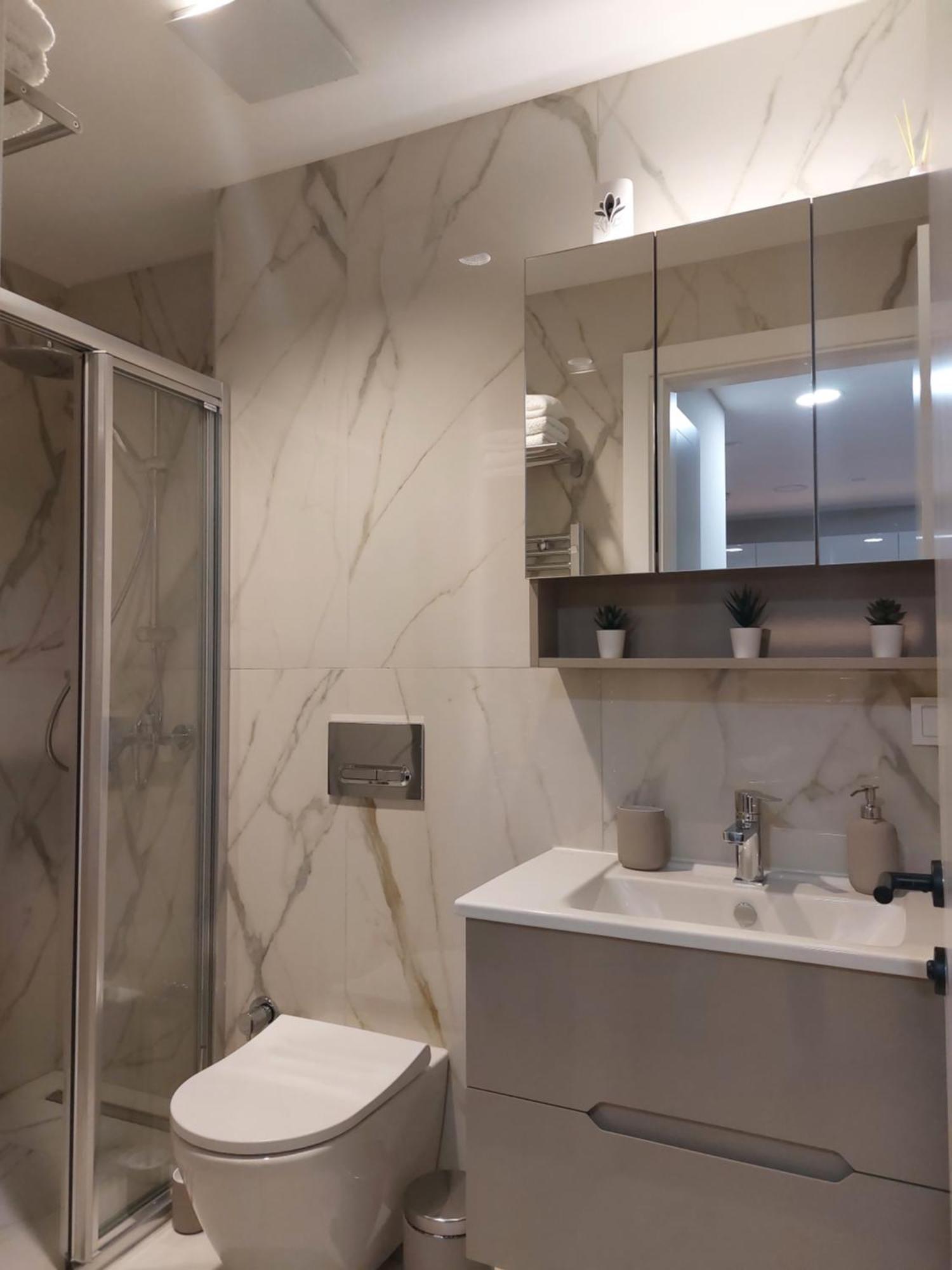 Divine 69 Luxury Apartment, Skopje City - Center, Diamond Residences, Free Parking Екстериор снимка